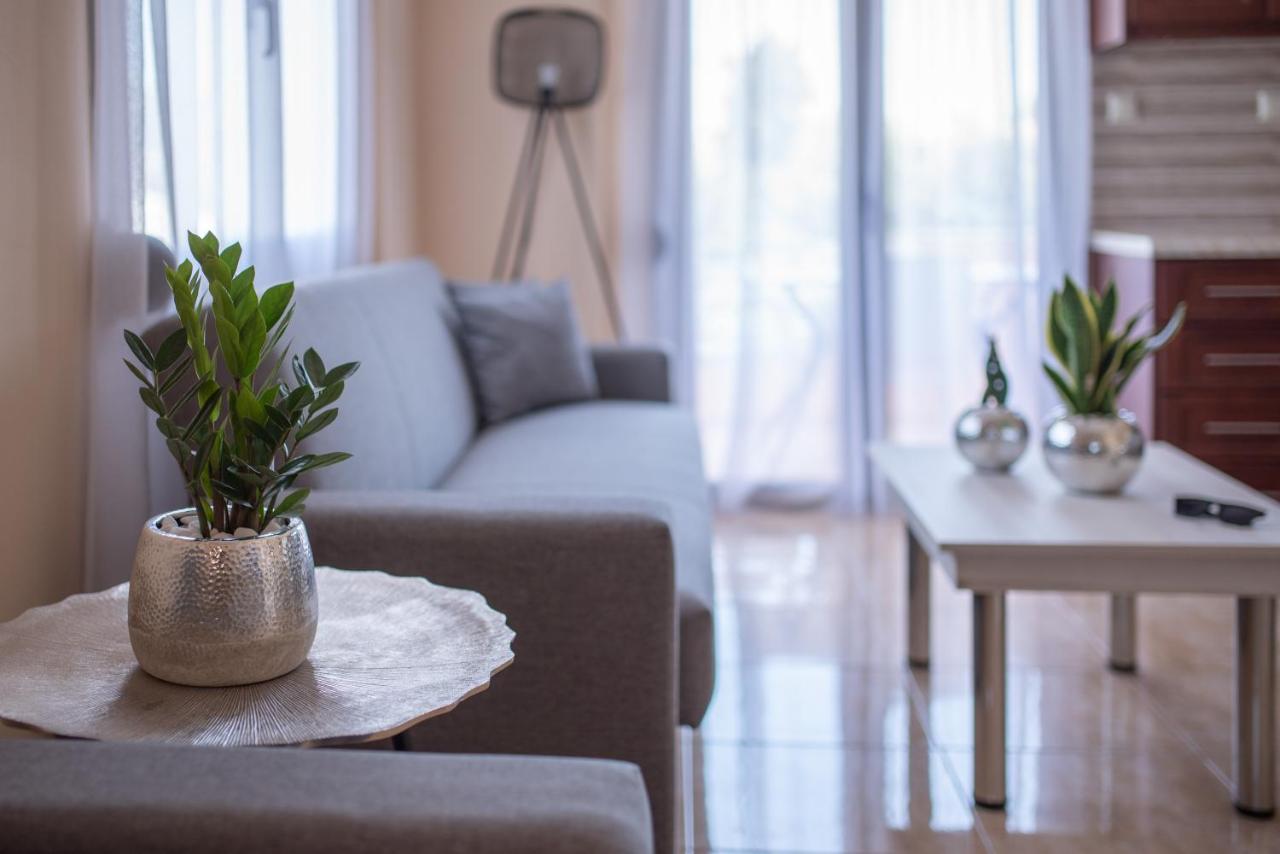 לרפטרה Libyan Sea Luxury Apartment 2 מראה חיצוני תמונה